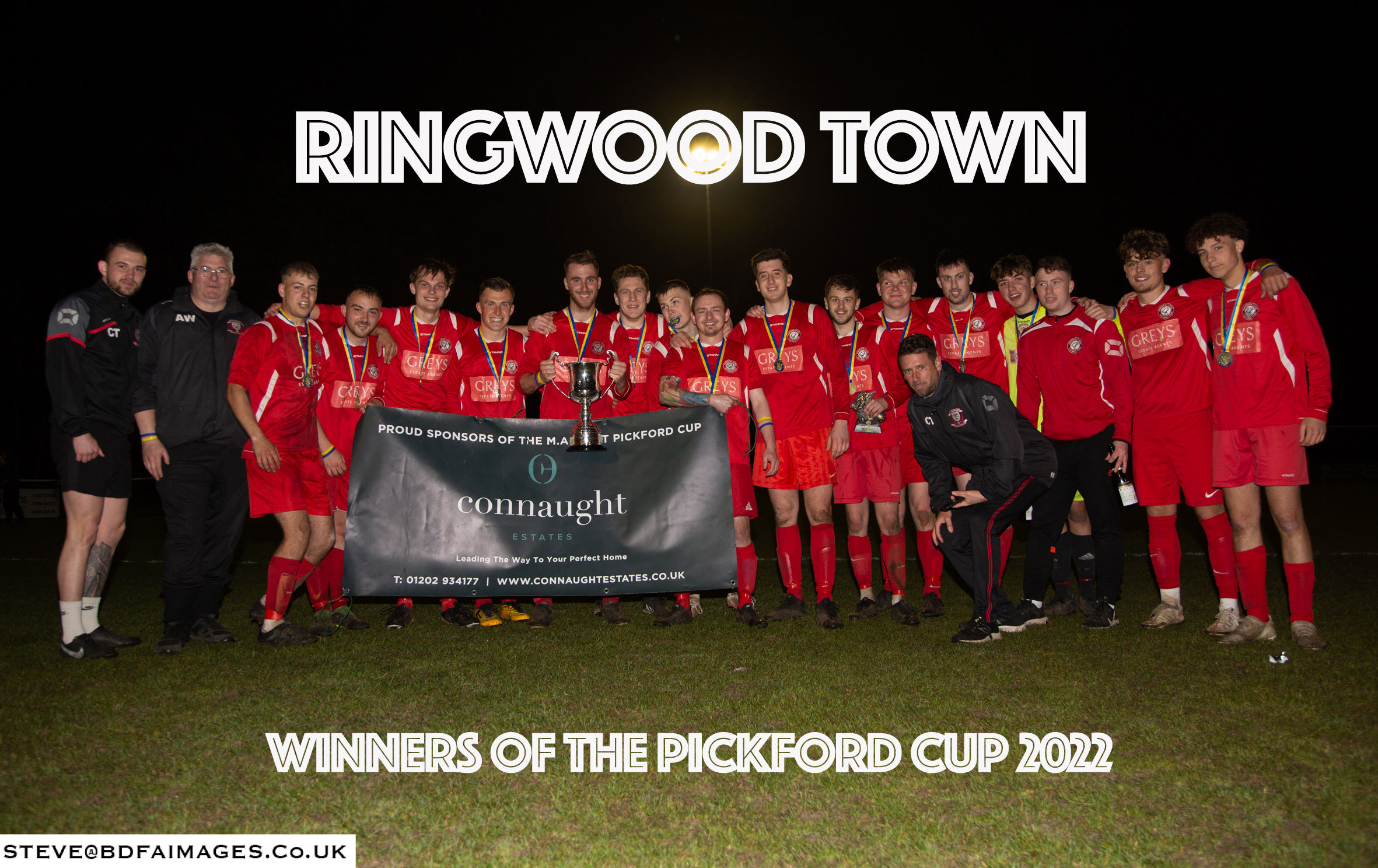 1_Ringwood_Town_Dev_team_with_trophy.jpg